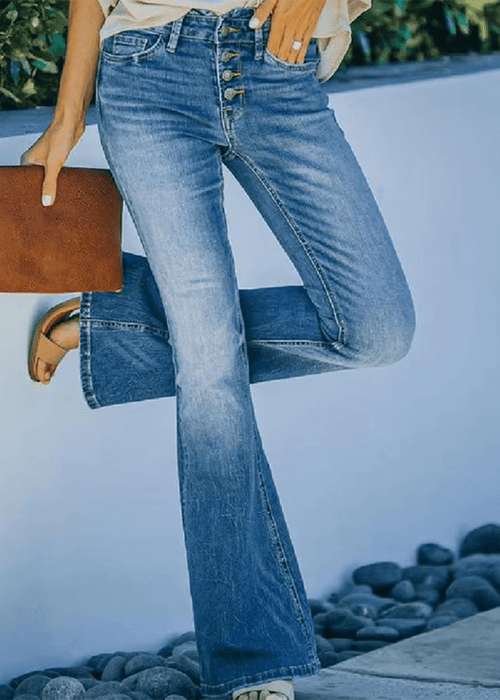 ג׳ינס מתרחב במותן גבוהה – סטייל ונוחות שלא מתפשרים