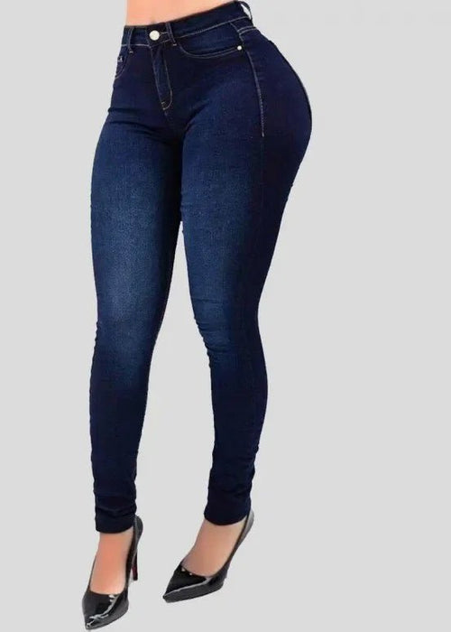 ג׳ינס סקיני מחטב – מראה נשי וביטחון בכל תנועה