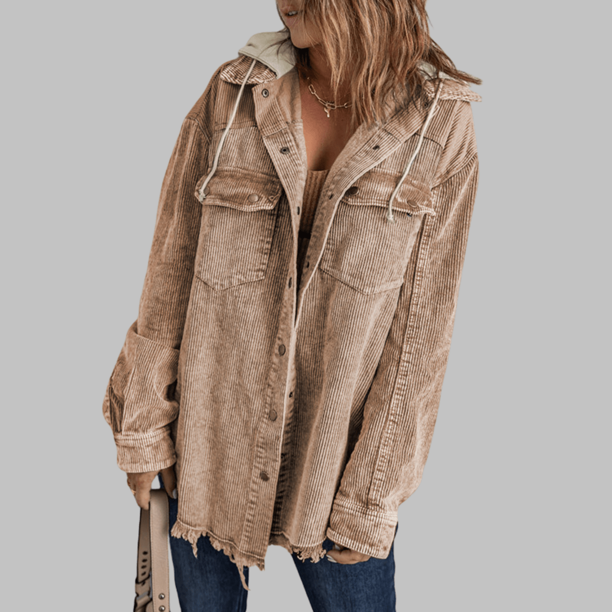 ג׳קט כפתורים עם קפוצ׳ון – אלגנטיות נינוחה לכל עונה - Elora