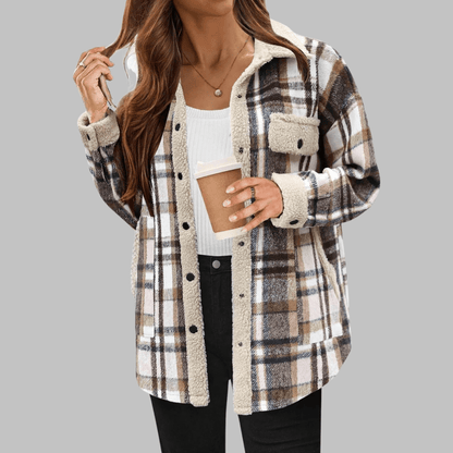 ג׳קט קלאסי עם כפתורים – אלגנטיות על־זמנית במראה מוקפד ונוח - Elora