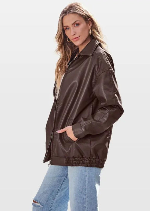 ג׳קט עור רחב בסגנון קלאסי – נוחות וסטייל עם ניחוח וינטג׳