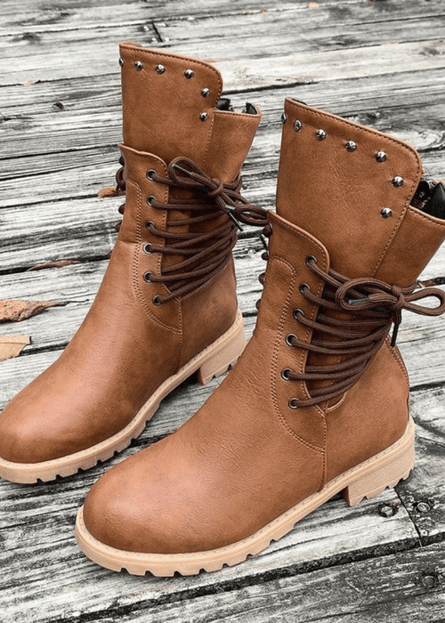 מגפי הליכה אופנתיים – נוחות וסטייל בכל צעד