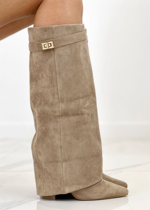 מגפי חורף אלגנטיים לנשים – חמימות, נוחות וסטייל שנשאר לאורך כל היום