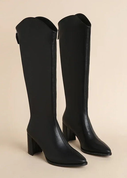 מגפיים גבוהים בעיצוב קלאסי – אלגנטיות