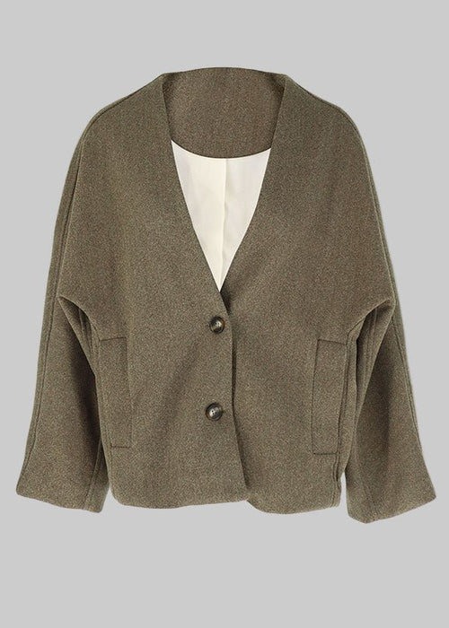 מעיל אלגנטי עם כפתורים ומפתח V – יוקרה בנגיעה טבעית