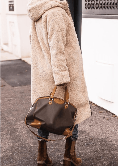 מעיל דו־צדדי אלגנטי – חמימות ונוחות בעיצוב אחד מושלם