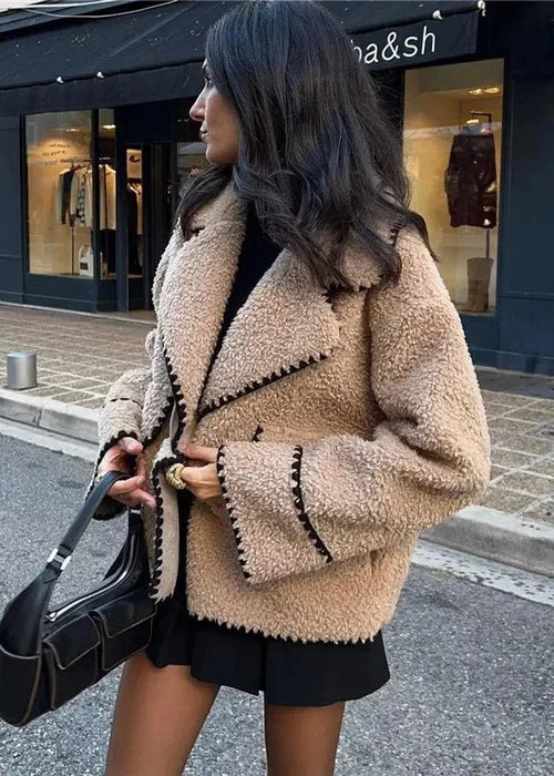 מעיל פלאפי יוקרתי חמימות ונינוחות במראה קלאסי