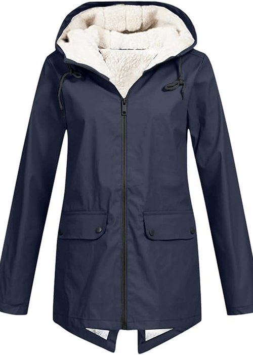 מעיל פליז רך ומפנק – חמימות וסטייל מושלם לעונה הקרה