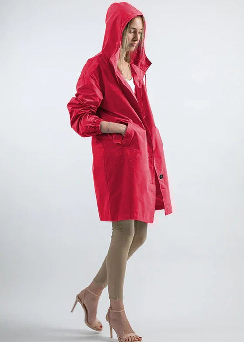 מעיל גשם יוקרתי – פריט חובה לכל מלתחה