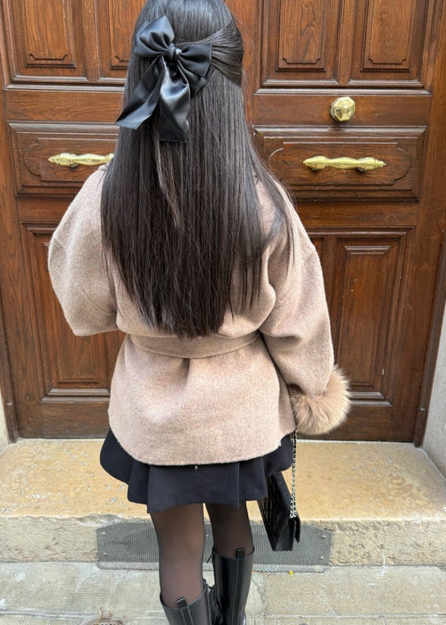 מעיל חורף אלגנטי – חמימות ויוקרה במראה אחד