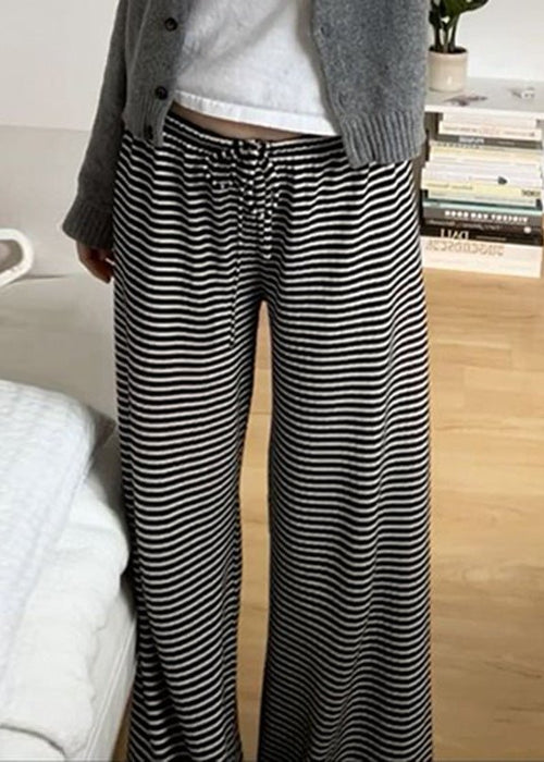 מכנסיים צרים עם פסים – נוחות יוקרתית לכל יום