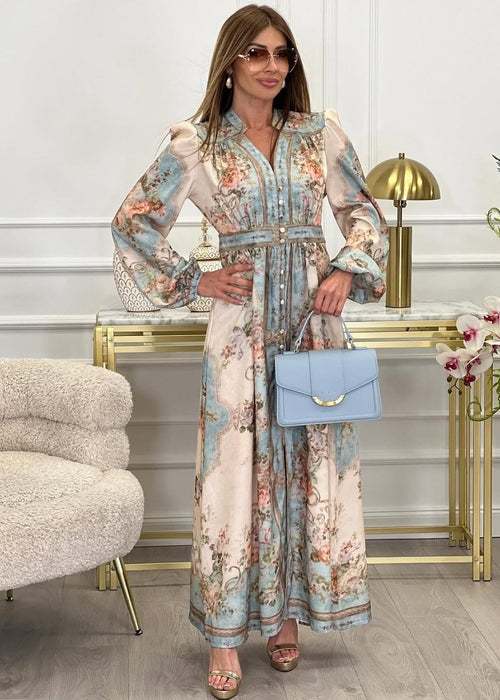 שמלת מקסי פרחונית קלילה ונשית לכל עונה