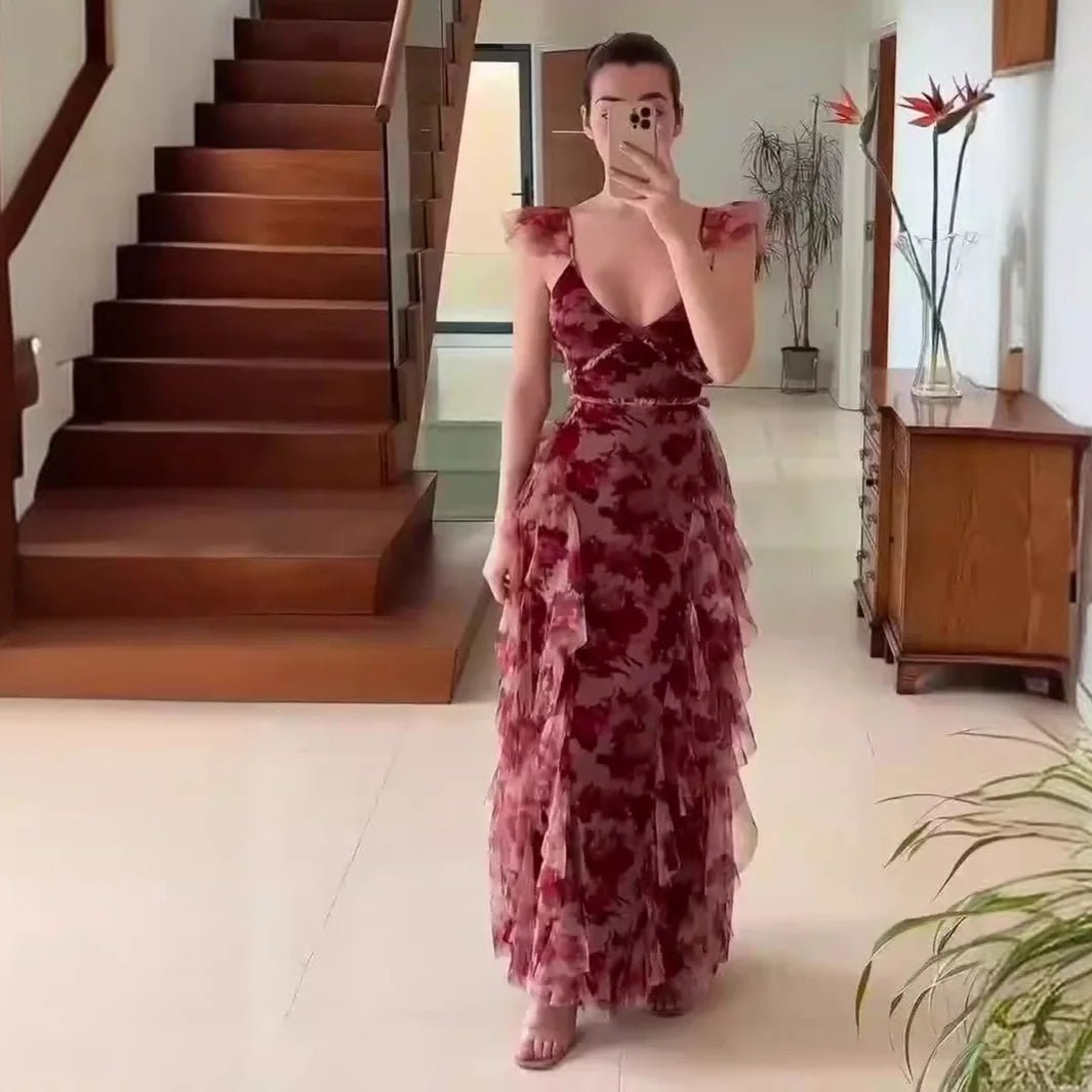 שמלת מקסי רומנטית עם שכבות תחרה והדפס פרחוני - Elora