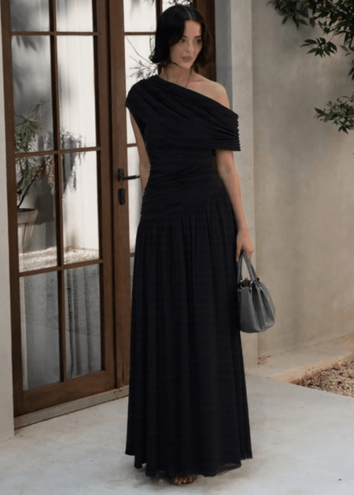 שמלת ערב אלגנטית עם כתף אחת בגזרת מקסי