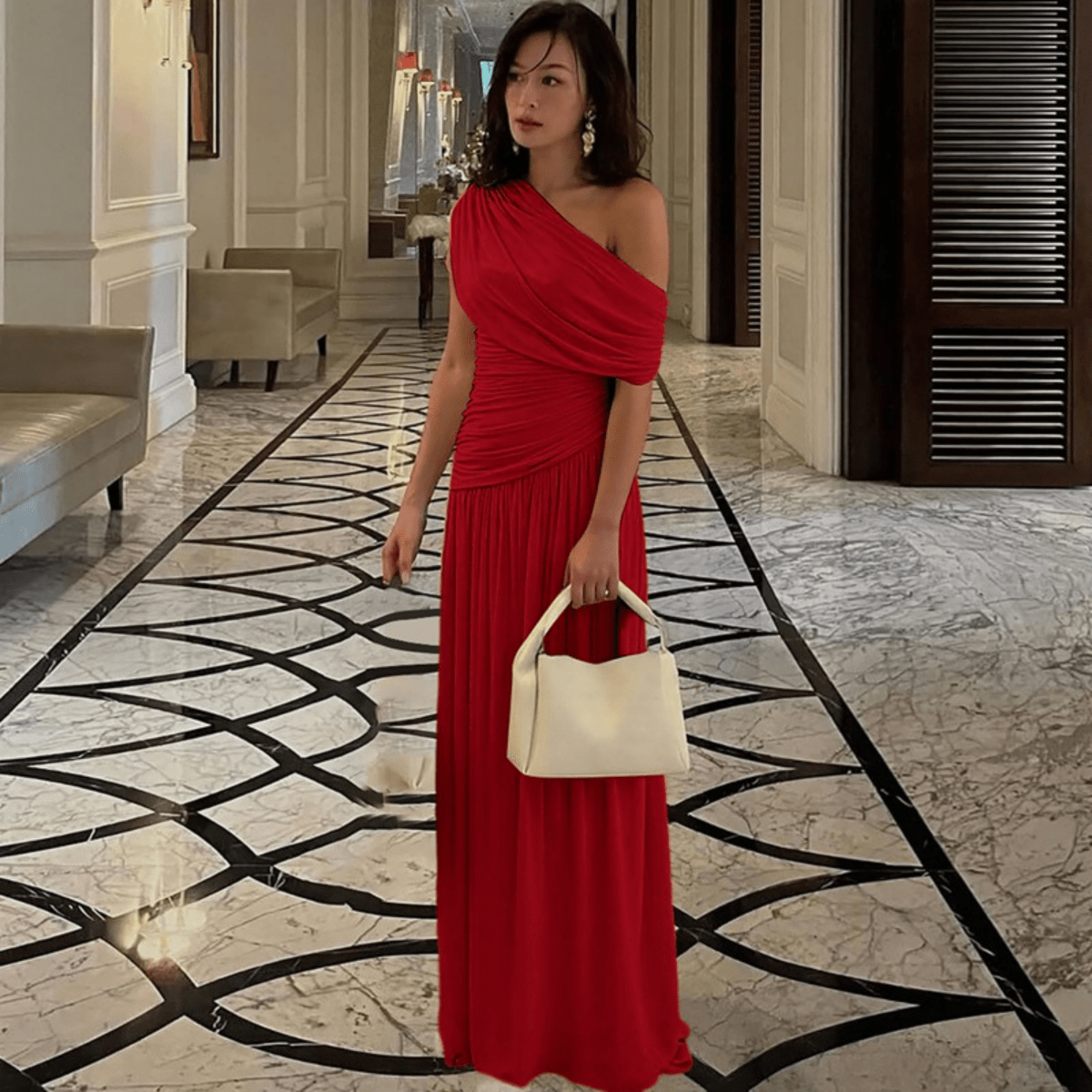 שמלת ערב אלגנטית עם כתף אחת בגזרת מקסי - Elora