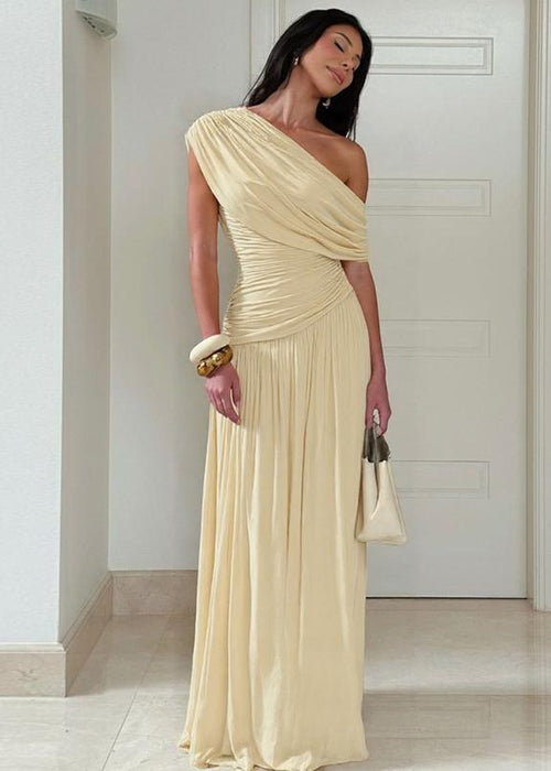 שמלת ערב אלגנטית עם כתף אחת וגזרה מחטבת