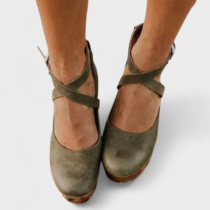 סנדלי פלטפורמה קלאסיים – נוחות ואלגנטיות בכל צעד - Elora