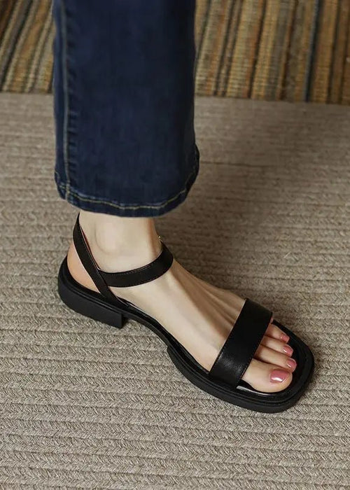 סנדלי נוחות אלגנטיים – עיצוב מינימליסטי ונוחות שלא נגמרת