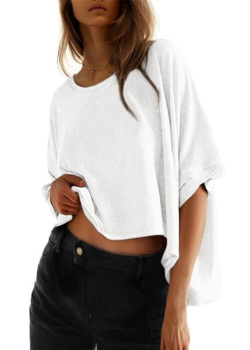 חולצה רחבה ורכה – קלילות נשית במראה יומיומי