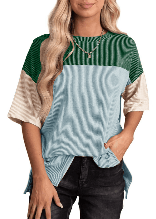 חולצת פסים קיצית – קלילה, נוחה ומלאת שיק