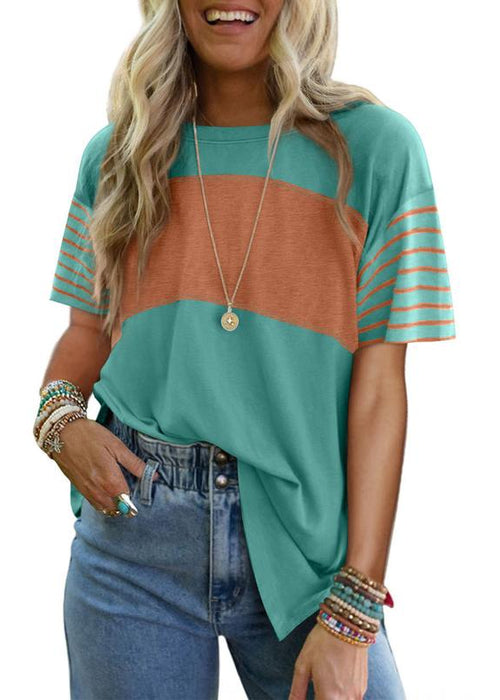 חולצת פסים נושמת – קלאסית, נוחה ומתאימה לכל רגע ביום