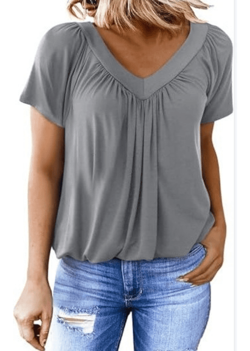 חולצת מפתח V קלילה – נוחות ואלגנטיות לכל יום