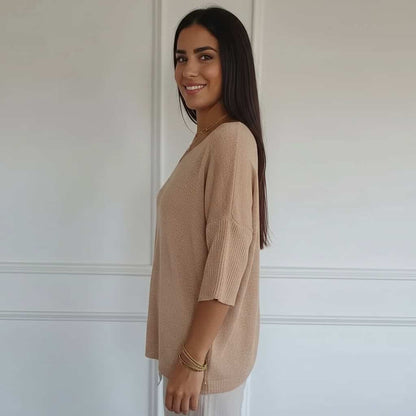 חולצת וי בסיסית משודרגת - Elora